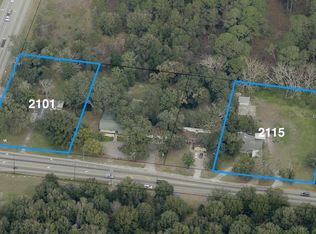 2115 E New York Ave, Deland, FL 32724