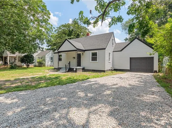 1210 Maryview Ave, Chesapeake, VA 23324