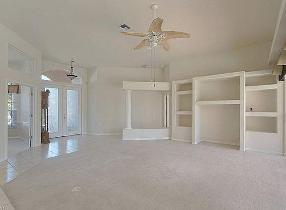 4th image of 4803 SW 23rd Ave