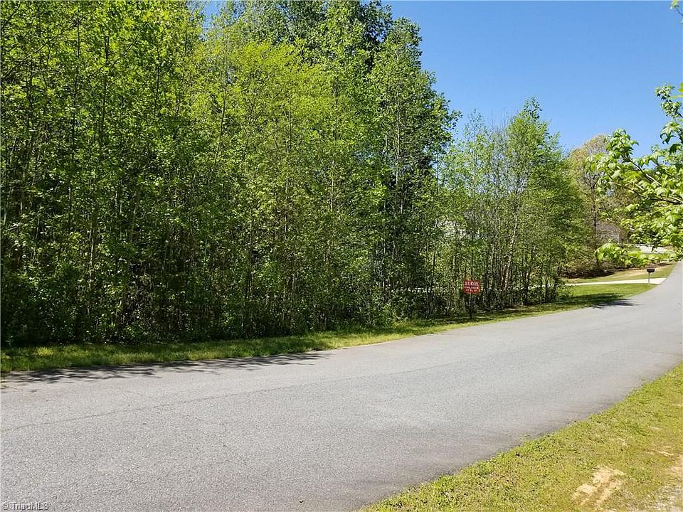 1st image of 299 Madelyn Dr