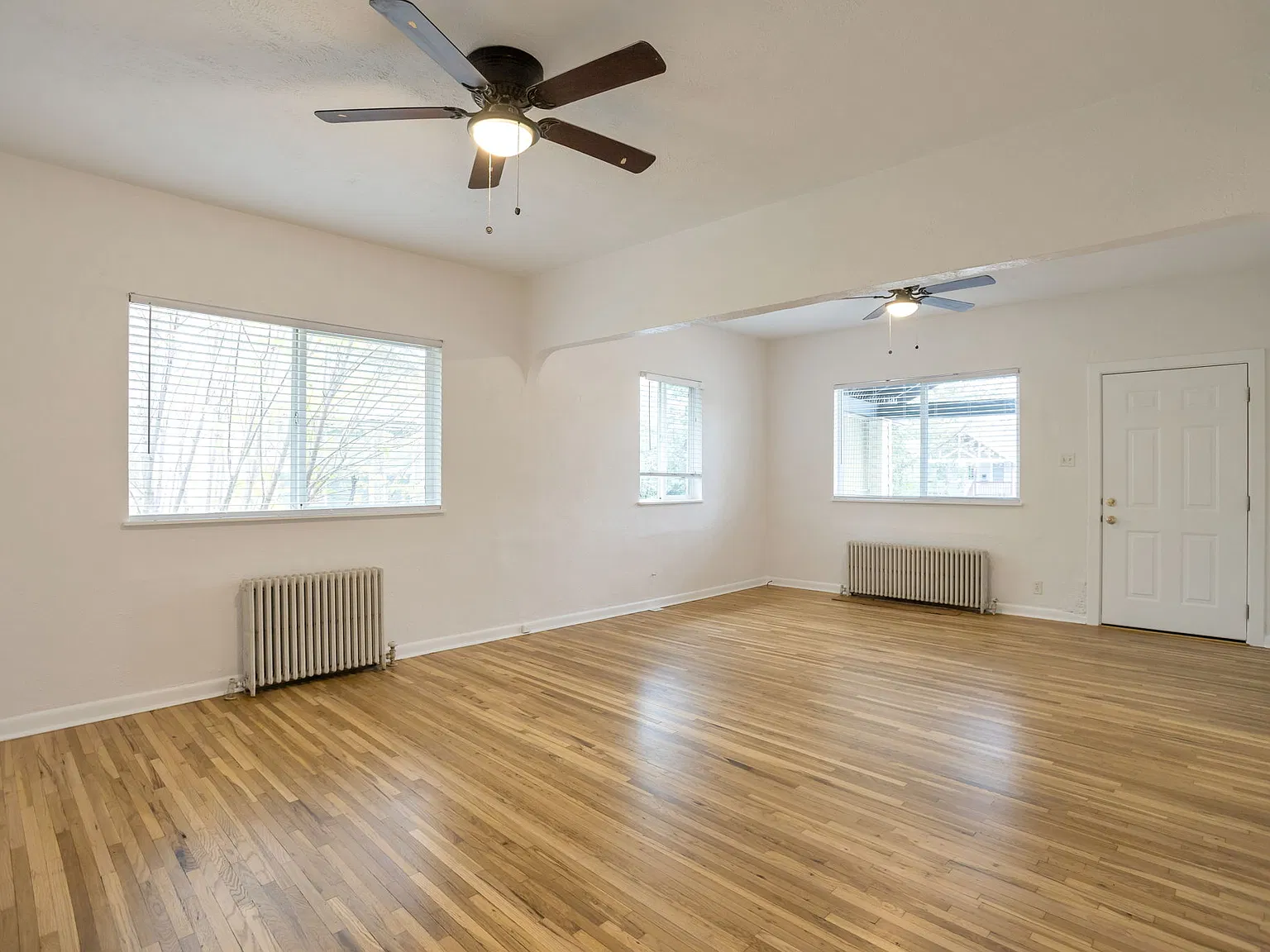 4 bed, 1438 sqft, $3,400 — Photo 4