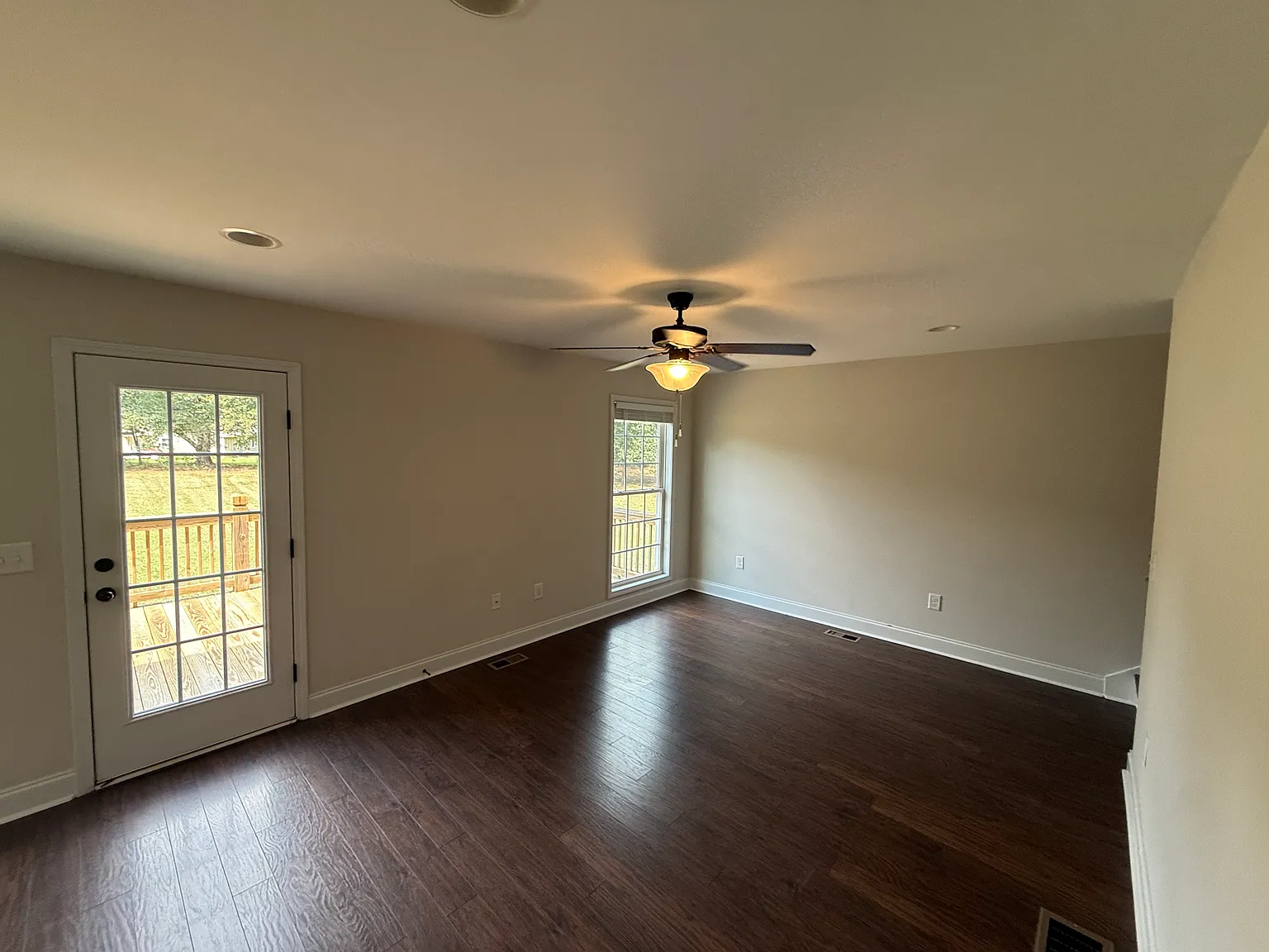 5 bed, 2248 sqft, $3,000 — Photo 3