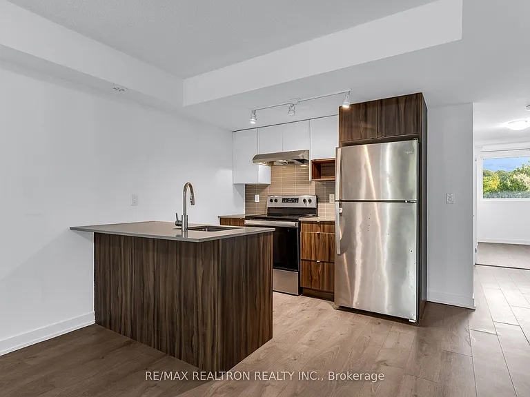 1135 Cooke Blvd #114 — Photo 7