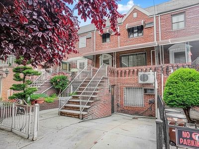 1061 59th St #1, Brooklyn, NY, 11219