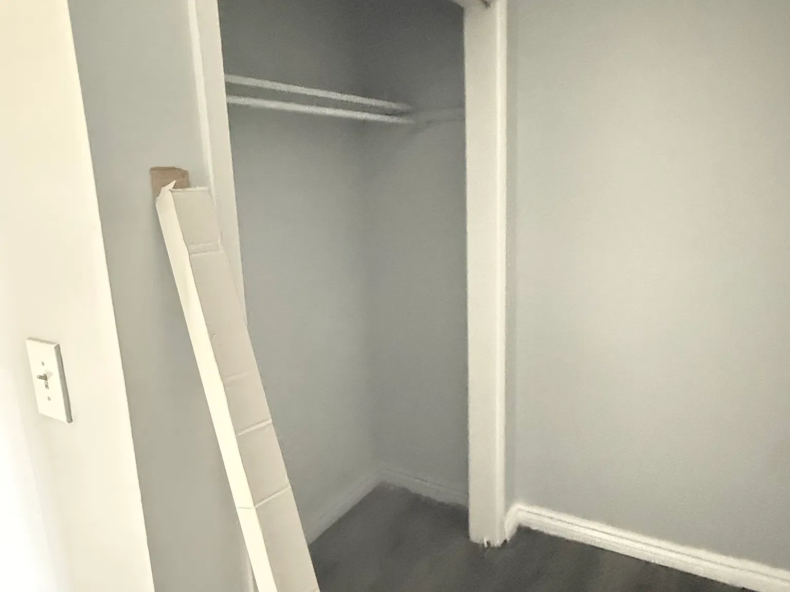 2 bed, 900 sqft, $2,300 — Photo 2