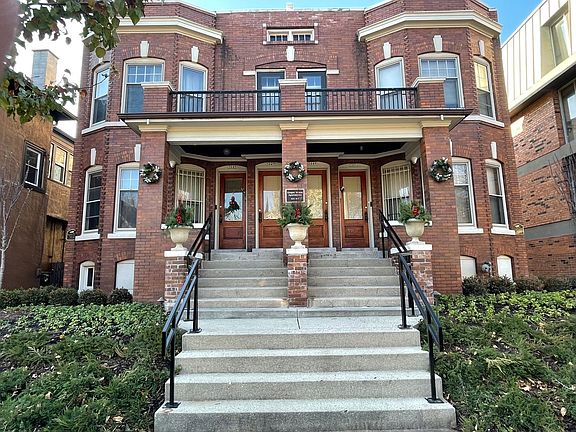 2nd image of 3045-51 N Oakland Ave #22