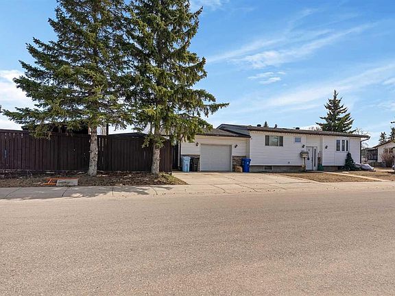 4th image of 162 NW Caldwell Cres