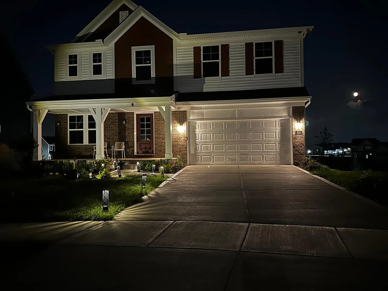 5 bed, 2822 sqft, $3,250 — Photo 2