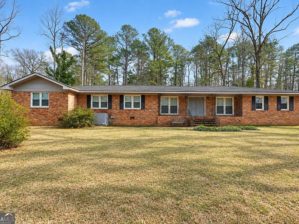 2058 Graham Rd
