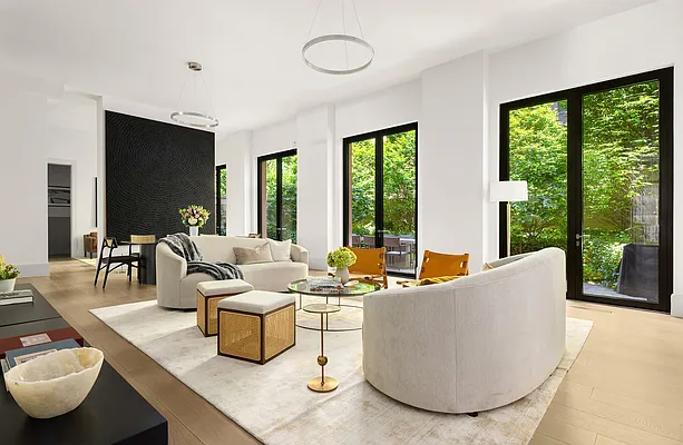 Sold by Compass | media 23