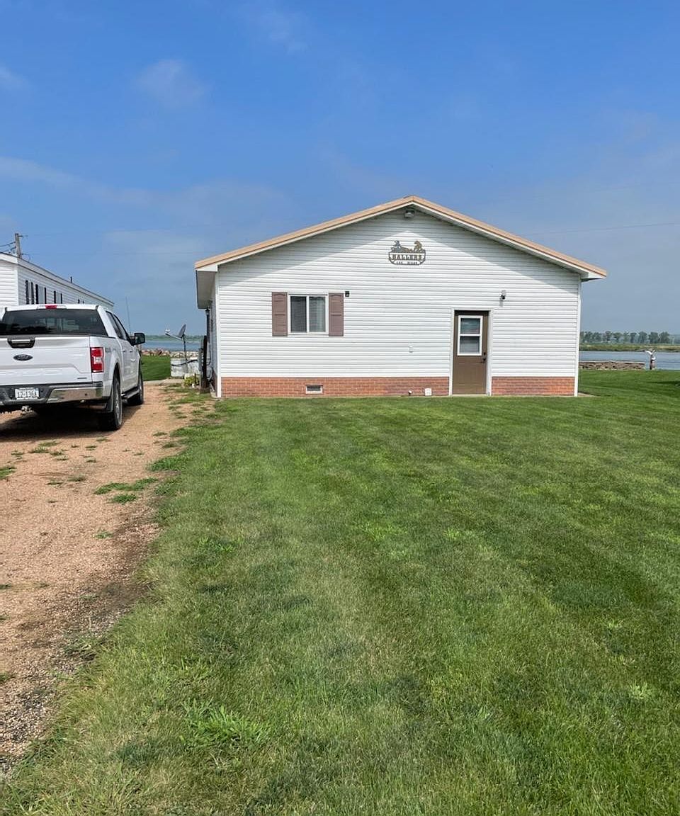 402 W Shannon Dr, Niobrara, NE 68760 MLS 11197636 Zillow