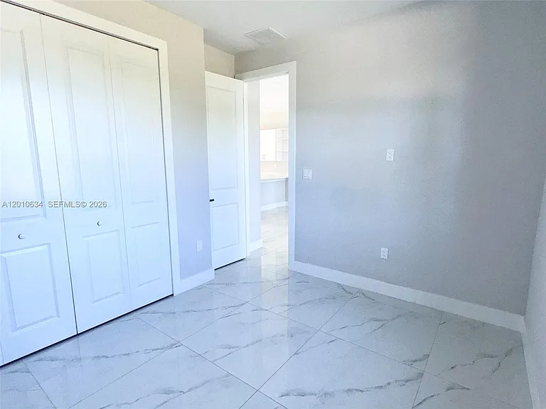 819 Eisenhower Blvd #819 — Photo 11