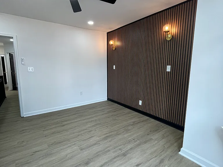 5856 Walton Ave — Photo 23