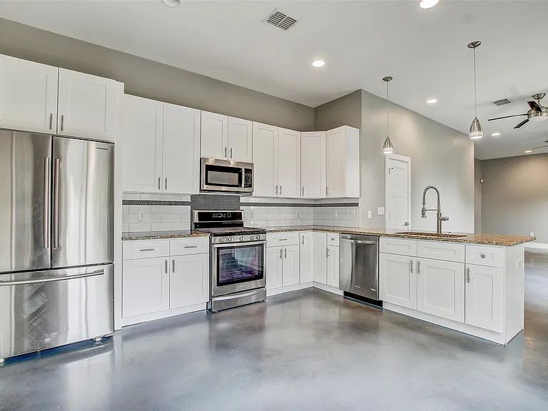 5109 Lott Ave #A — Photo 17