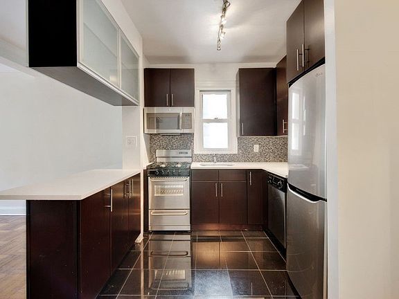 3rd image of 251 W 74th St APT 3D