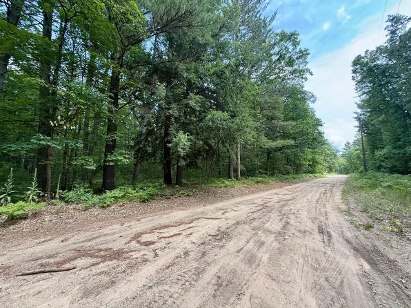 S Crossover Trl, Baldwin, MI 49304