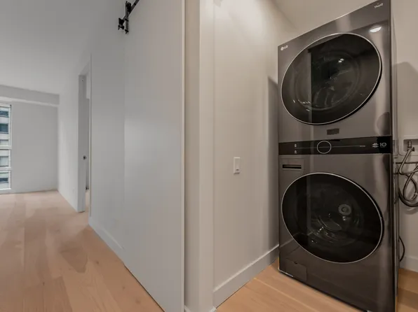 146 West 57th Street image 13 of 35