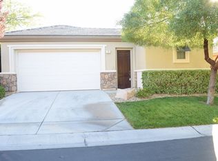 33 Glade Water Dr, Henderson, NV 89052