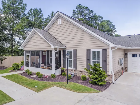 320 Kempton Ln #2, Dalton, GA 30721