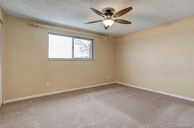 520 Gladiola St — Photo 6
