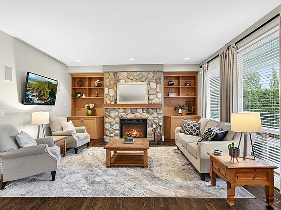 5th image of 24033 106th Ave