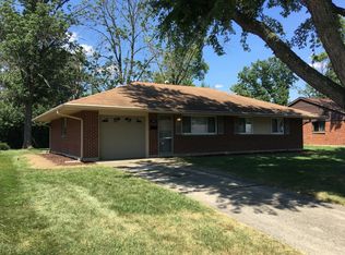 341 Stubbs Dr, Dayton, OH 45426