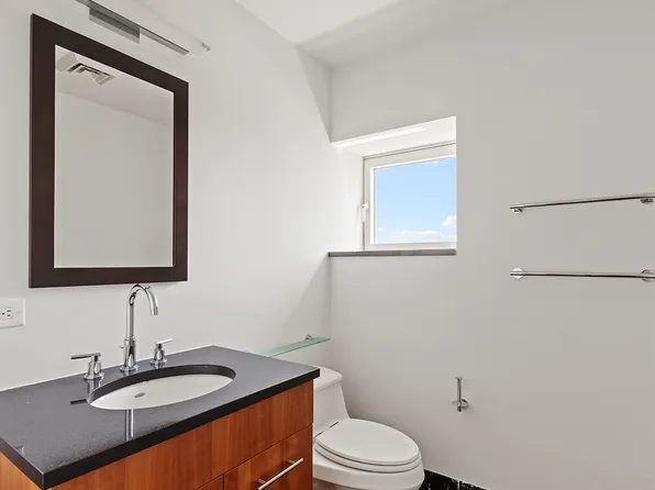 11 East 29th Street image 4 of 7