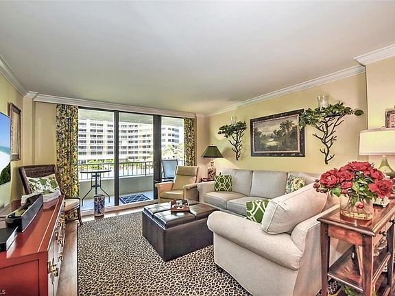 4th image of 260 SEAVIEW CT #210
