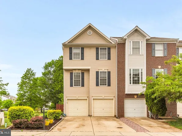 2152 Millhaven Dr, Edgewater, MD 21037