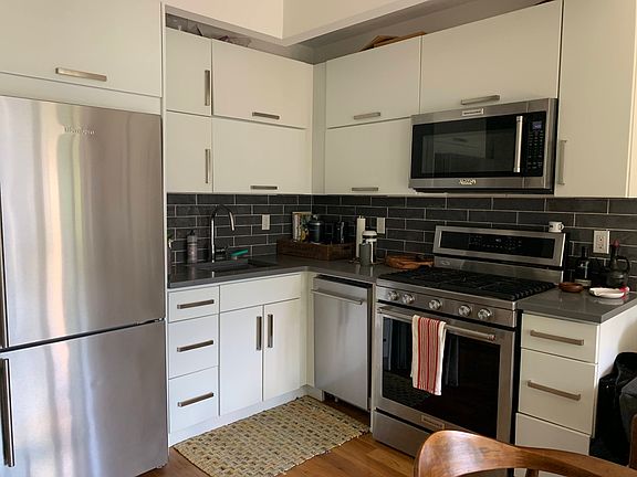 5th image of 138 Quincy St #4