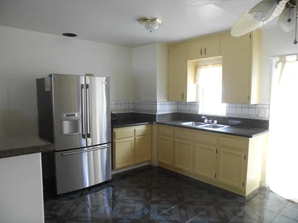 4425 Hartle Ave, Cudahy, CA 90201
