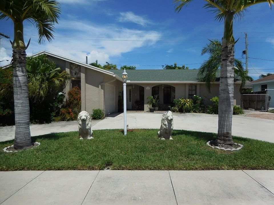 1st image of 1043 Soelca Dr