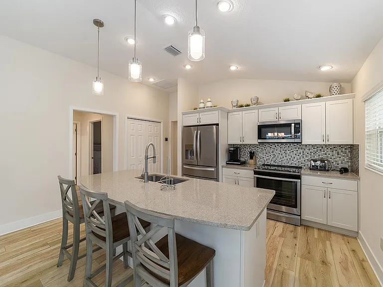 3563 Essex Ct — Photo 4