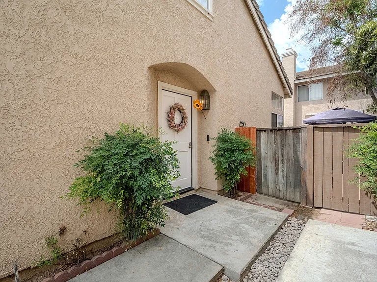 3625 Meadowlark St — Photo 5