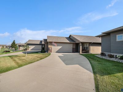 4905 E 62nd St, Sioux Falls, SD, 57108