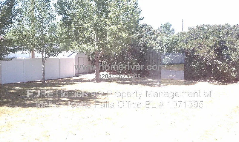 1684 Wildwood Ln