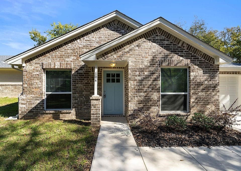1st image of 3700 Pecan Park Dr