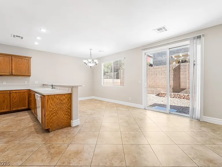 9731 Kampsville Ave — Photo 10