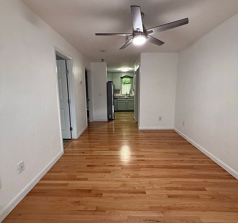 1st image of 26 High St #A