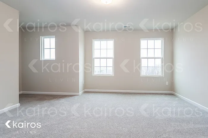 216 Indian River Dr — Photo 11