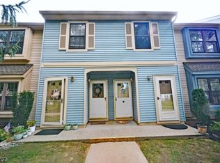 80 Wyndham Pl, Robbinsville, NJ 08691