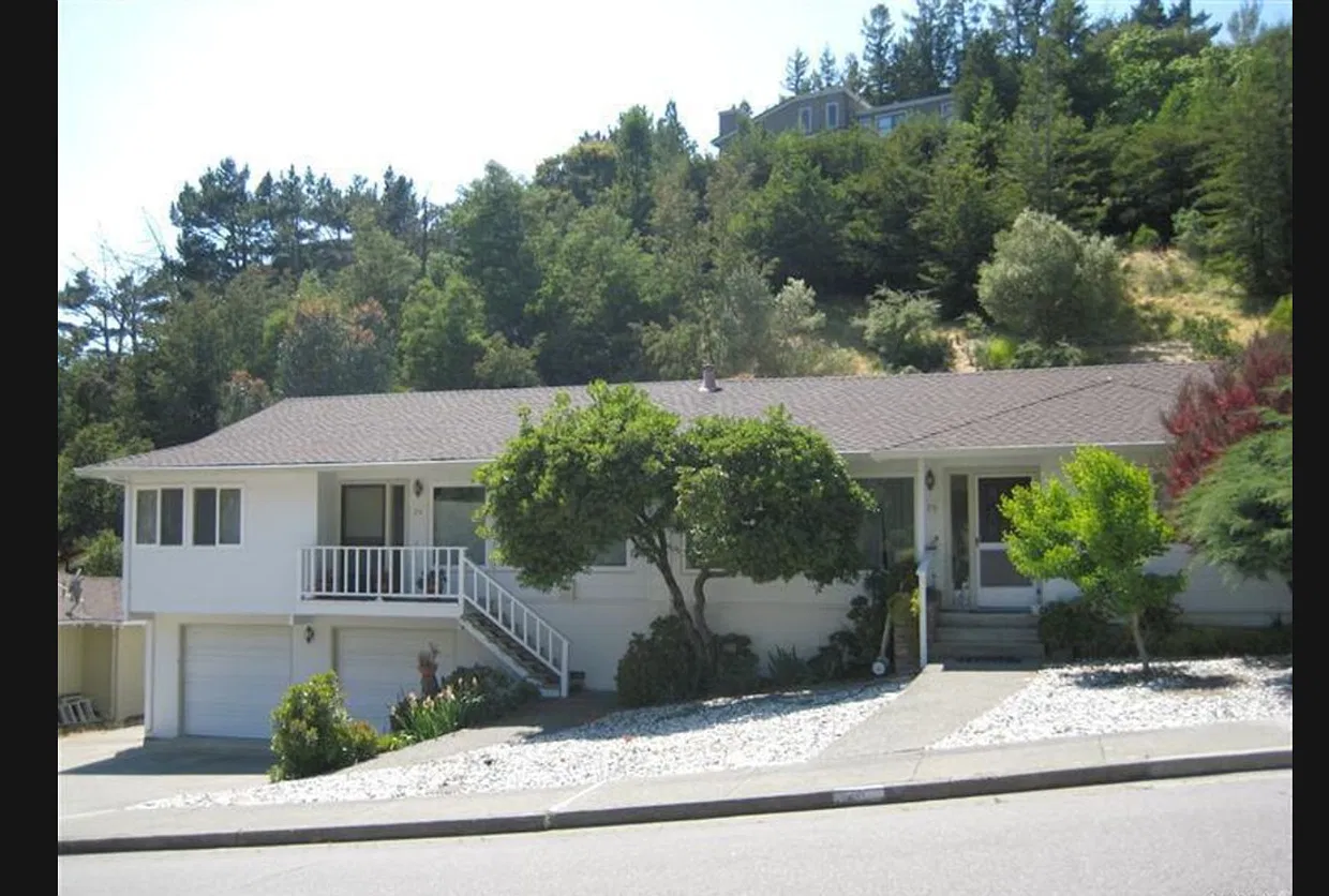 2 bed, 1000 sqft, $3,800 — Photo 1