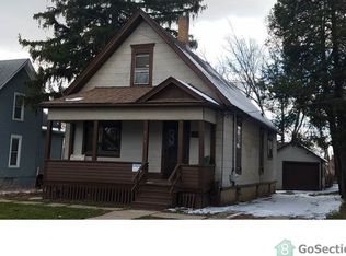 854 S Liberty St, Elgin, IL 60120