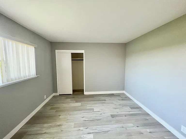 1113 Haddon Dr #1 — Photo 8