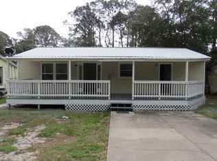 2526 Palmetto Ter, Carrabelle, FL 32322