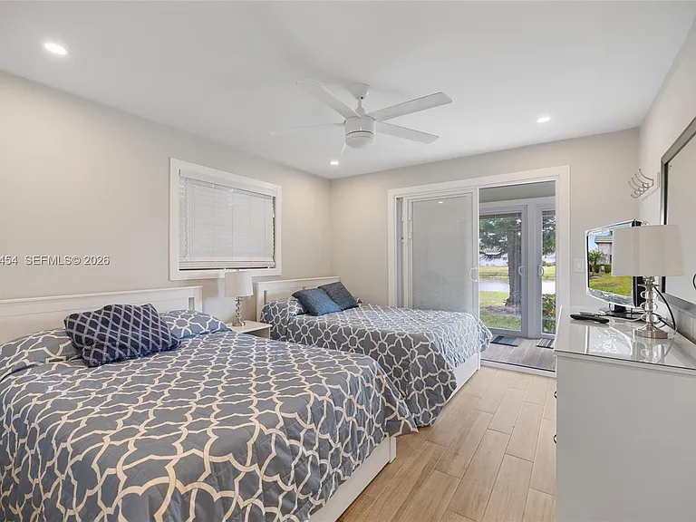 72 Monaco Ct #72-B — Photo 15