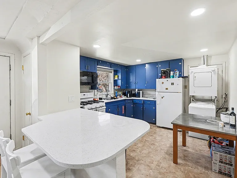 1340 19th St #1 — Photo 1