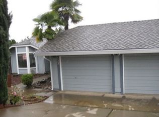 322 Willow Creek Dr, Folsom, CA 95630
