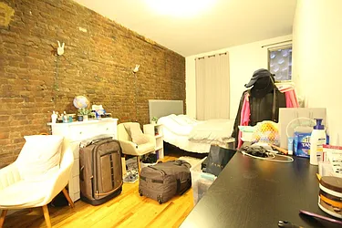 Rented by Dynamik Realty