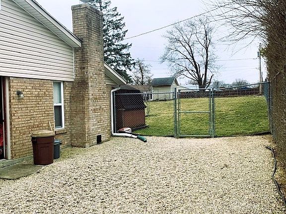 4th image of 7389 Colegrove Dr
